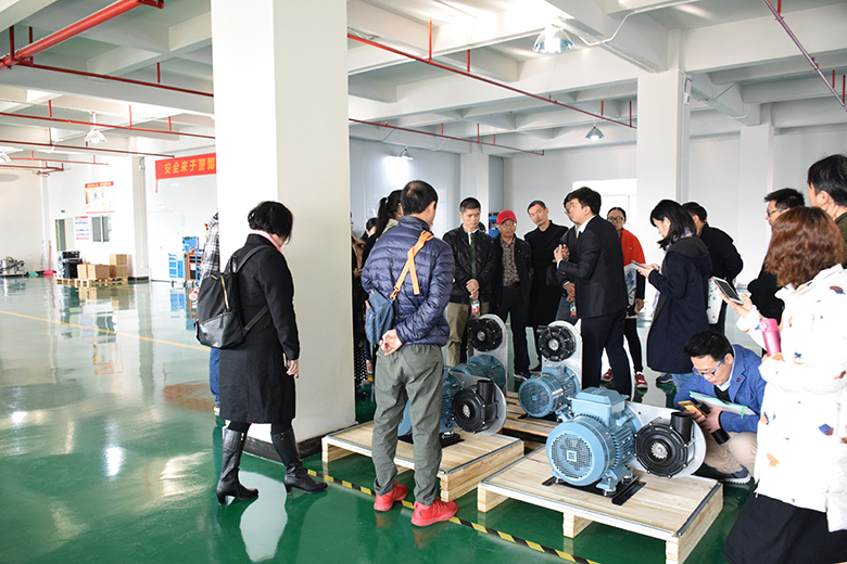 歡迎創業導師朋友蒞臨銳天考察交流